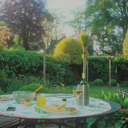 Szálloda Boutiquehotel Sycamore - Protected View - 950m From Station