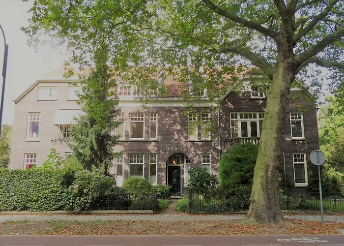 Boutiquehotel Sycamore - Protected View - 950m From Station